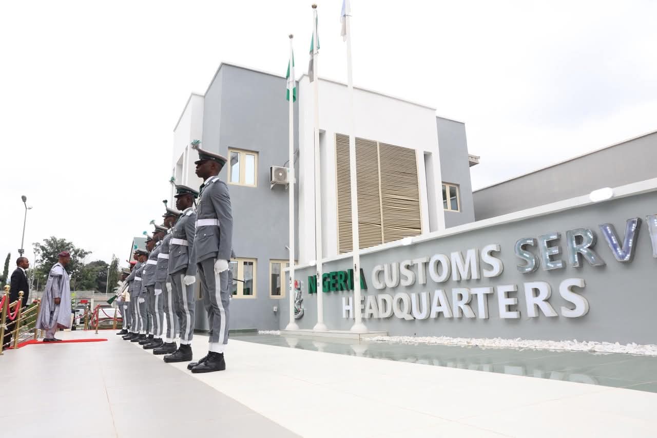 Nigeria Customs Cracks Down on Banks Over Delayed Revenue Remittances - Implications for Trade Sector